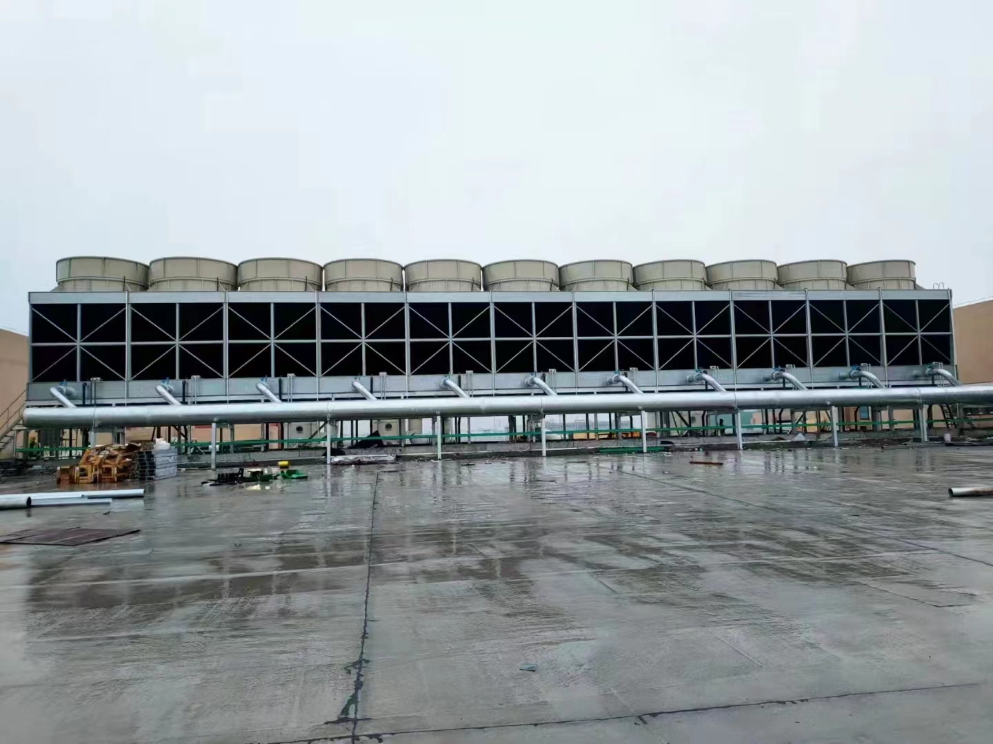 玻璃鋼冷卻塔冷卻中應(yīng)留意的幾個(gè)問(wèn)題(玻璃鋼冷卻塔漏水怎么預(yù)防)